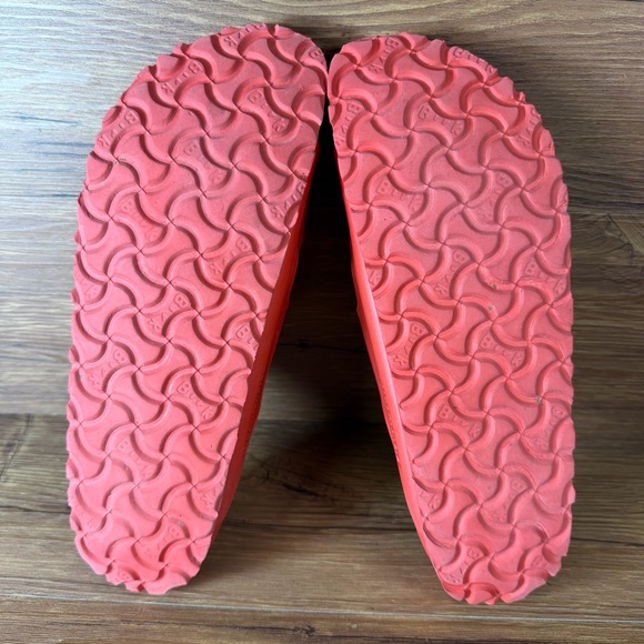 Birkenstock Arizona Essentials Red EVA Sandals EU Size 40 Women's 9 Slides Shoes - Picture 7 of 10